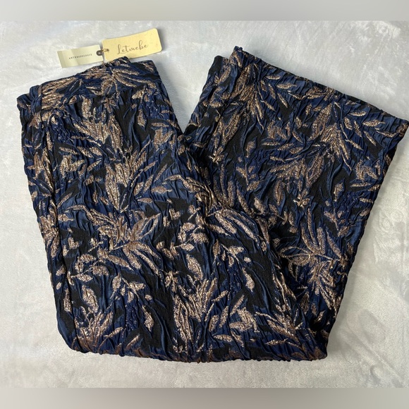 Anthropologie Pants - Anthropologie Navy with Gold Leaf Jacquard Wide Leg Pants Size Medium NWT